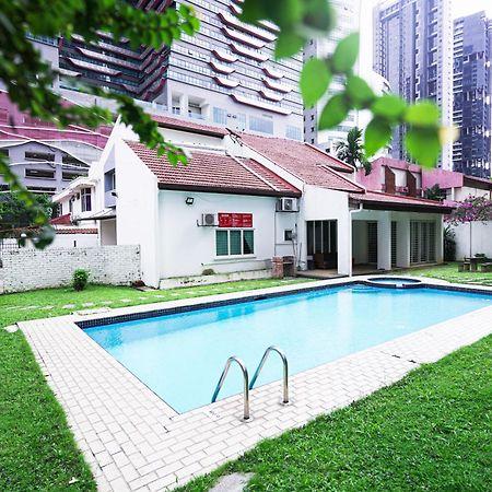Au 27Pax Bungalow With Pool Table & Swimming Pool 吉隆坡 外观 照片